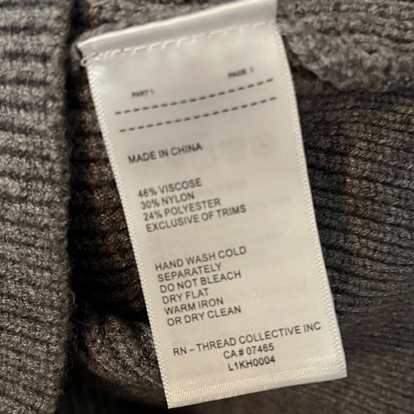 Laundry by Shelli Segal Sweater - Picture 6 of 7